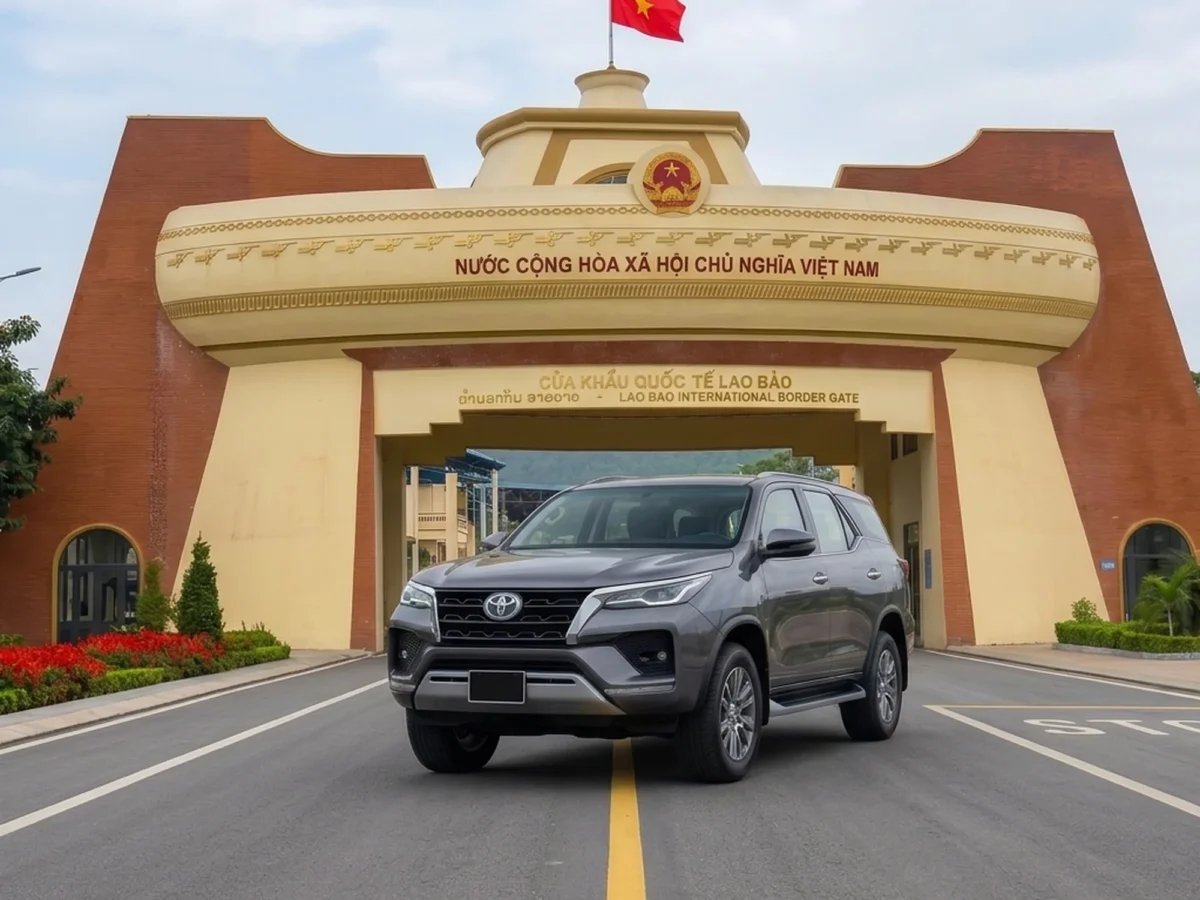Private car booking to Lao Bao Border — Private Vietnam