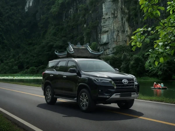 Private car booking to Ninh Binh — Private Vietnam